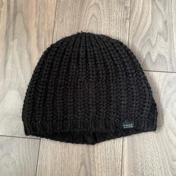 Women’s PWDR Room black beanie - Picture 2 of 3